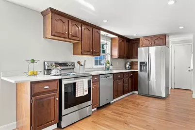 446 Pine St, Weymouth, MA 02190 - Photo 4