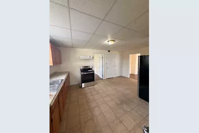44 Laurel St #1, Leominster, MA 01453 - Photo 4