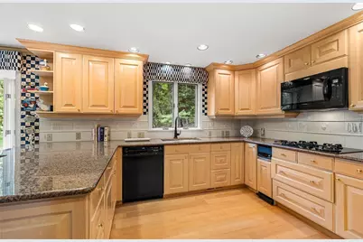 1 Homestead Circle, Andover, MA 01810 - Photo 14