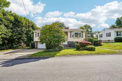56 Cushing St, North Providence, RI 02904 - Photo 10