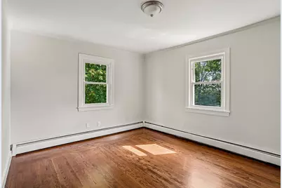 56 Cushing St, North Providence, RI 02904 - Photo 8