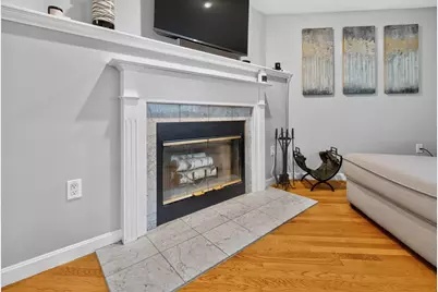 40 Hartford Ave N, Upton, MA 01568 - Photo 8