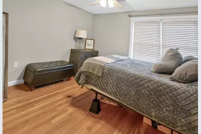 40 Hartford Ave N, Upton, MA 01568 - Photo 18