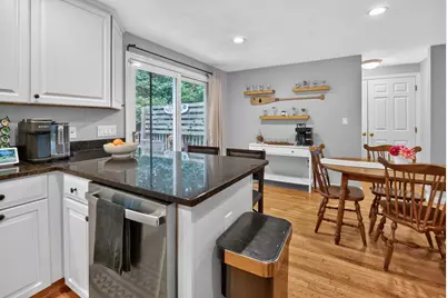 40 Hartford Ave N, Upton, MA 01568 - Photo 12