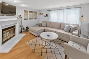 40 Hartford Ave N, Upton, MA 01568 - Photo 6