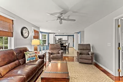 194 Woodlawn Street, Taunton, MA 02718 - Photo 18
