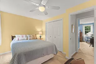 194 Woodlawn St, Taunton, MA 02718 - Photo 28