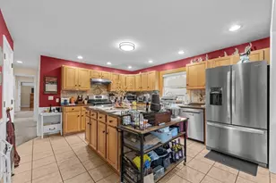 2 Snowling Rd, Uxbridge, MA 01569 - Photo 6