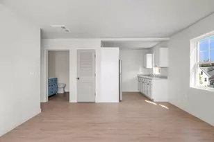 131 Perry St, Lowell, MA 01852 - Photo 4