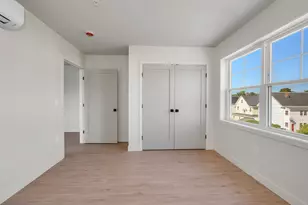 131 Perry St, Lowell, MA 01852 - Photo 18
