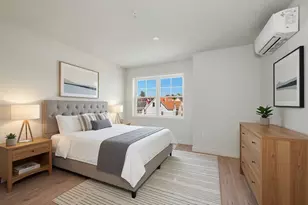 131 Perry St, Lowell, MA 01852 - Photo 12