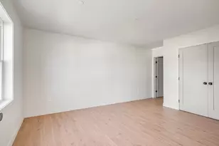 131 Perry St, Lowell, MA 01852 - Photo 2