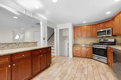 206 Fairview Ave, Brockton, MA 02301 - Photo 4