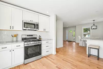 15 Bennington, Haverhill, MA 01832 - Photo 12