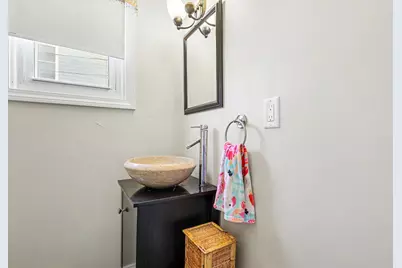 10 Liberty St, Salisbury, MA 01952 - Photo 20