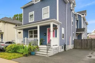 35 Thomas St, Medford, MA 02155 - Photo 1