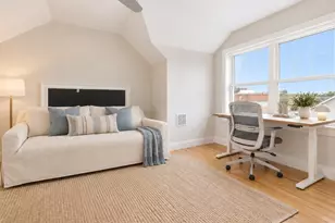 35 Thomas St, Medford, MA 02155 - Photo 10