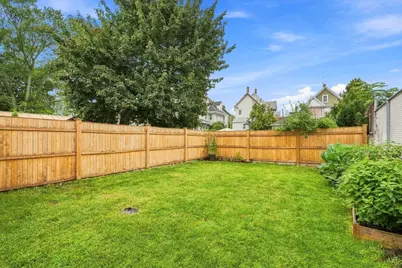 35 Thomas St #35, Medford, MA 02155 - Photo 18