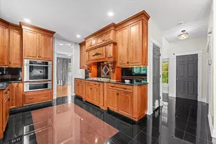 106 Danforth St, Framingham, MA 01701 - Photo 14