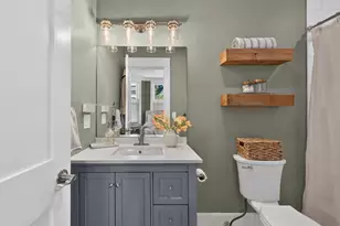 19 Fenwick St, Somerville, MA 02145 - Photo 12