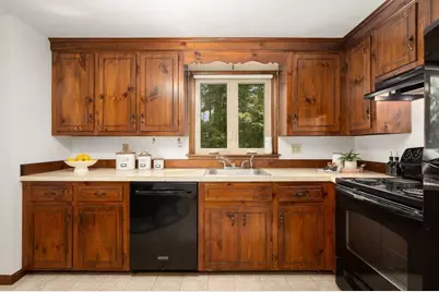 13 Pinewood Rd, Chelmsford, MA 01824 - Photo 8