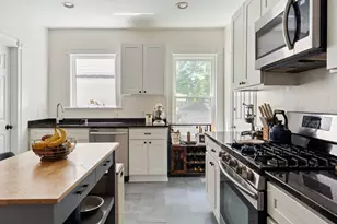 39 Mellen St, Boston, MA 02124 - Photo 2