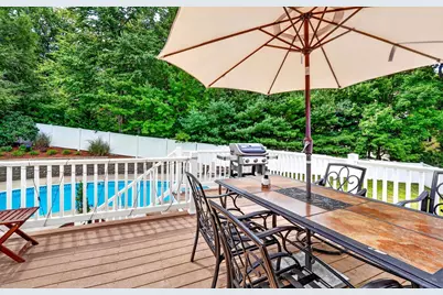 2 Town Line Rd, Burlington, MA 01803 - Photo 32