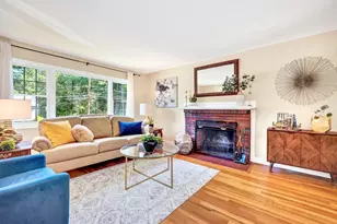 2 Town Line Rd, Burlington, MA 01803 - Photo 4