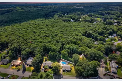 2 Town Line Rd, Burlington, MA 01803 - Photo 2