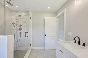 37L Poquanticut Ave, Easton, MA 02356 - Photo 28