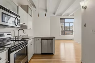 12 Stoneholm St, Boston, MA 02115 - Photo 2