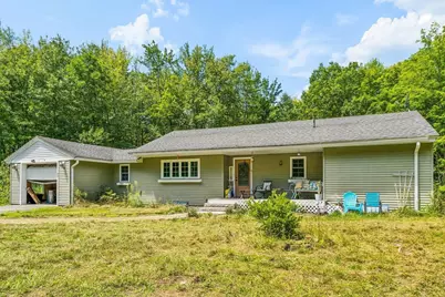 811 Chase Rd, Lunenburg, MA 01462 - Photo 2