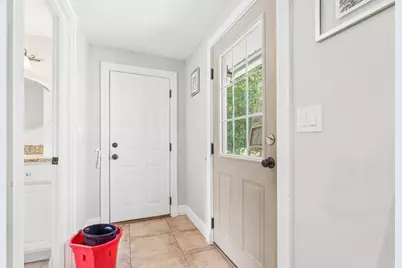 811 Chase Rd, Lunenburg, MA 01462 - Photo 14