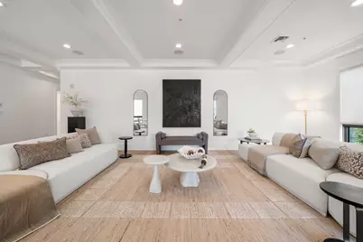 377 W 1st St #7, Boston, MA 02127 - Photo 2