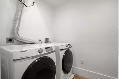 377 W 1st St #7, Boston, MA 02127 - Photo 32