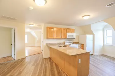 7-9 Pearl St #3, Fitchburg, MA 01420 - Photo 2