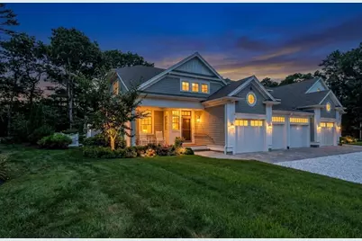 22 Clayton Cir #A, Mashpee, MA 02649 - Photo 4