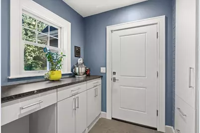 2 Hemenway Ave, Melrose, MA 02176 - Photo 34