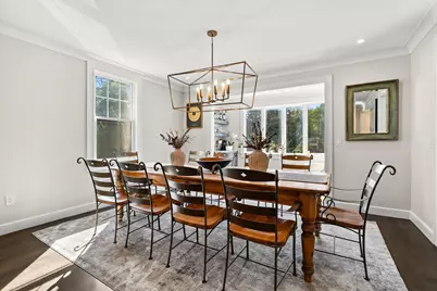2 Hemenway Ave, Melrose, MA 02176 - Photo 12