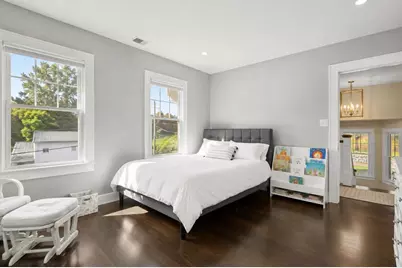 2 Hemenway Ave, Melrose, MA 02176 - Photo 30
