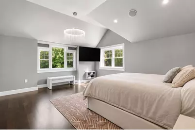 2 Hemenway Ave, Melrose, MA 02176 - Photo 20
