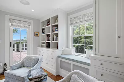 5 Bartlett St, Marblehead, MA 01945 - Photo 20