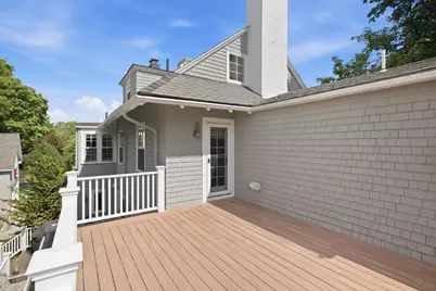 5 Bartlett St, Marblehead, MA 01945 - Photo 24