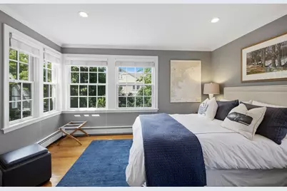 5 Bartlett St, Marblehead, MA 01945 - Photo 26