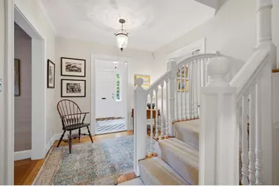 5 Bartlett St, Marblehead, MA 01945 - Photo 8