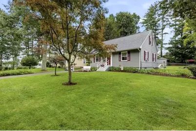 386 Parker St, East Longmeadow, MA 01028 - Photo 2