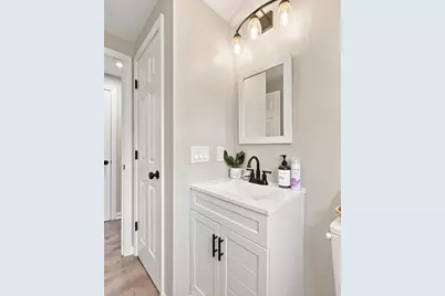 62 N Main St, Deerfield, MA 01342 - Photo 32