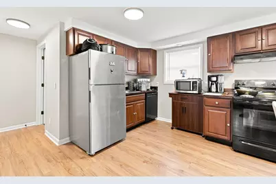 62 N Main St, Deerfield, MA 01342 - Photo 10