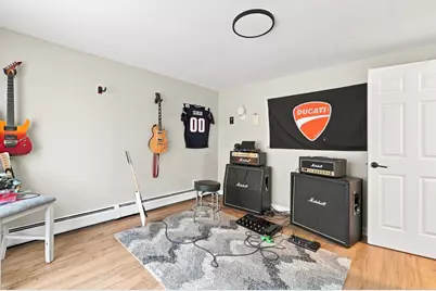 62 N Main St, Deerfield, MA 01342 - Photo 18