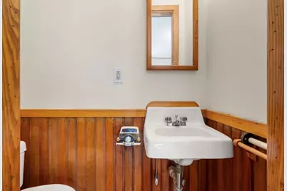 48 Auburn Street #48, Brookline, MA 02446 - Photo 8